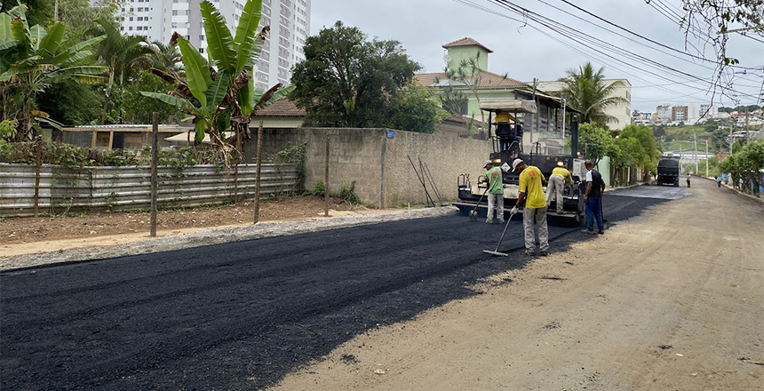 Portal de Notícias PJF | Prefeitura inicia pavimentação de mais duas vias da cidade | EMPAV - 4/4/2023