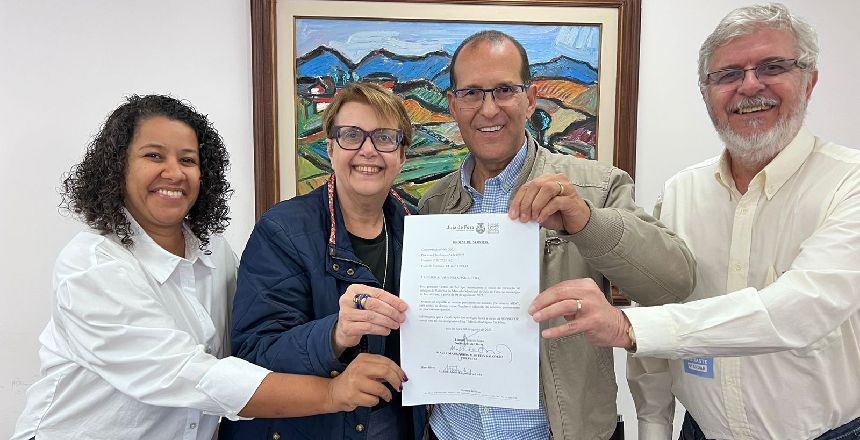 Portal de Notícias PJF | Prefeita assina ordem de serviço para reforma do Mercado Municipal | PREFEITA - 4/8/2023