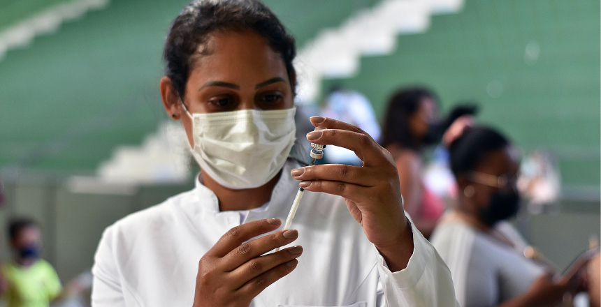 Portal de Notícias PJF | Centro de Vigilância em Saúde vacina contra a Covid-19, Influenza e Sarampo neste sábado, 14 | SS - 12/5/2022