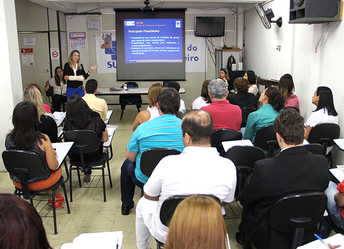 Portal de Notcias PJF | JFEmpregos anuncia novas oportunidades de trabalho | SEDETTUR - 31/7/2014