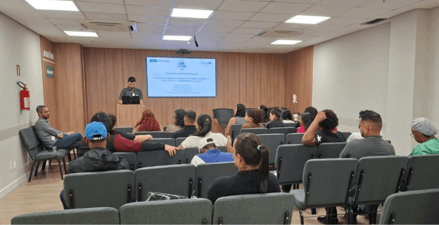 Portal de Notícias PJF | Público atendido pela rede socioassistencial participa de capacitação em desinfecção hospitalar em Juiz de Fora | SAS - 14/4/2026