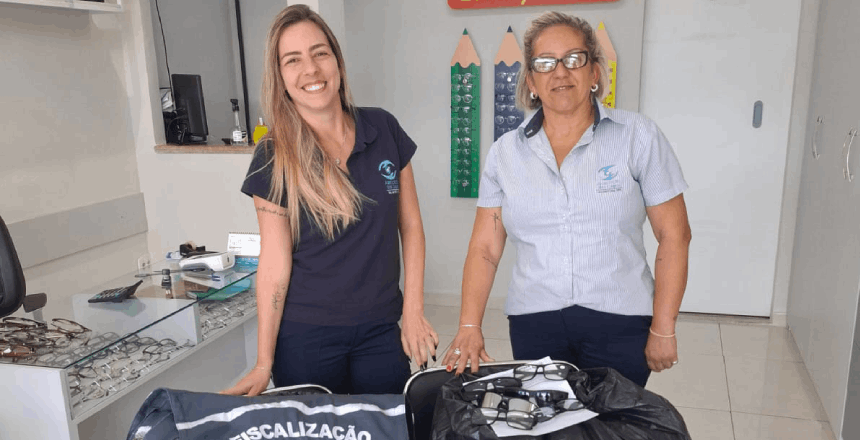 Portal de Notícias PJF | Fiscalização realiza doação de 1.151 pares de óculos para Associação dos Cegos de Juiz de Fora | SEDUPP - 15/4/2026