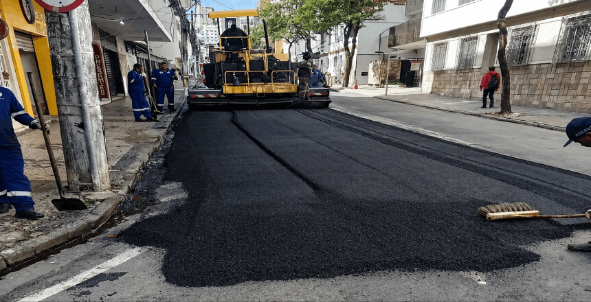 Portal de Notícias PJF | Empav inicia recapeamento asfáltico na rua Dr. Romualdo | EMPAV - 17/6/2026