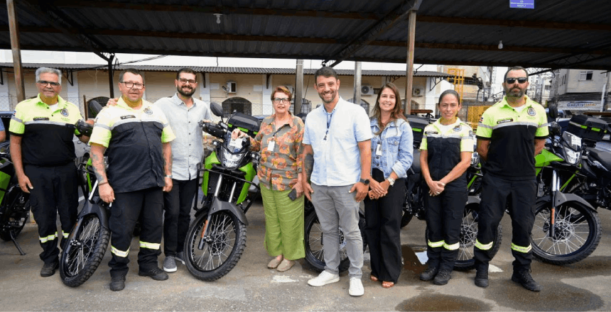 Portal de Notícias PJF | Fiscalização Viária reforçada: agentes de transporte e trânsito recebem oito novas motocicletas | SMU - 9/4/2026