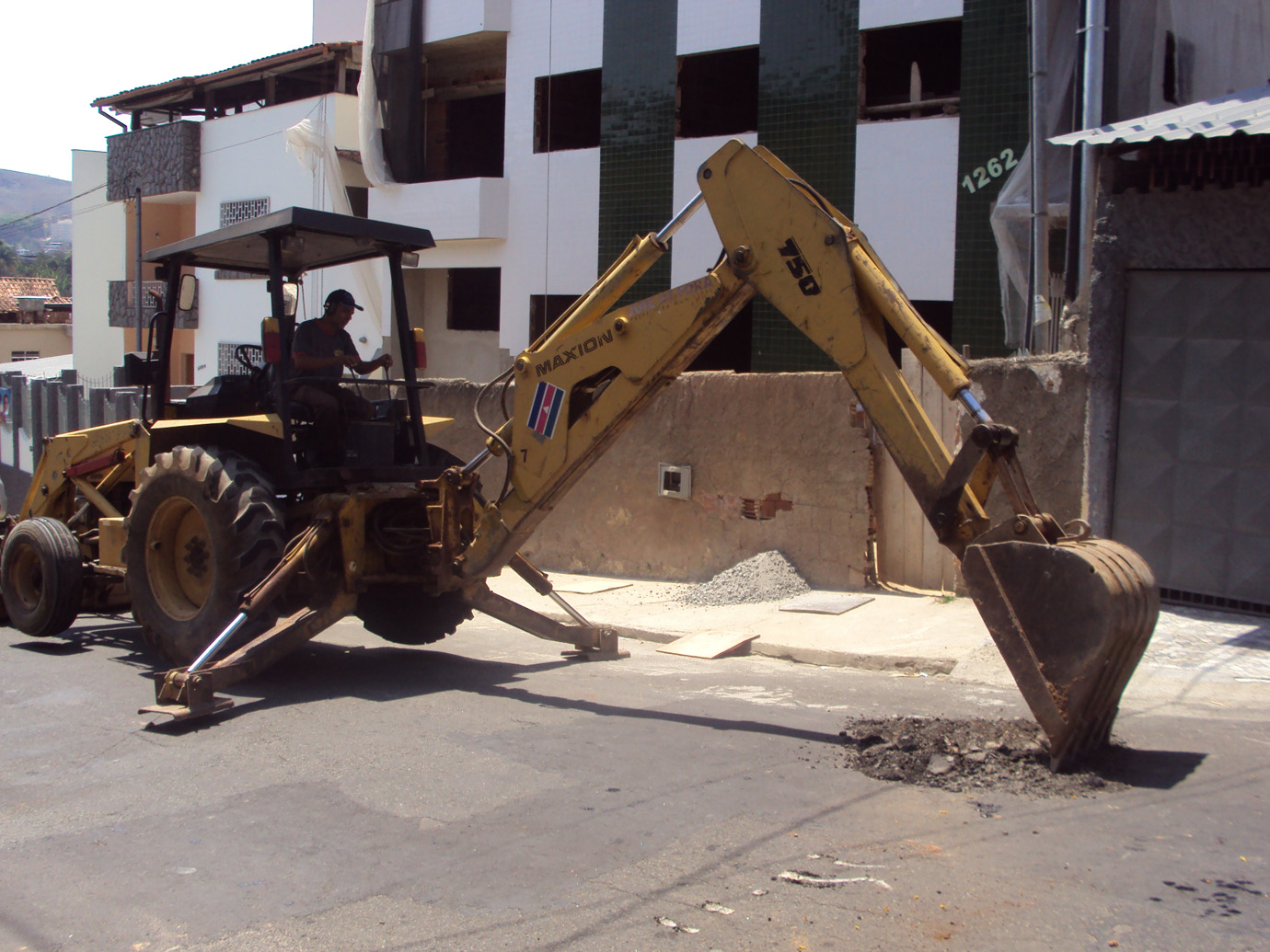 Portal de Notcias PJF | SO realiza obras de drenagem em quatro bairros de Juiz de Fora | SO - 21/10/2014