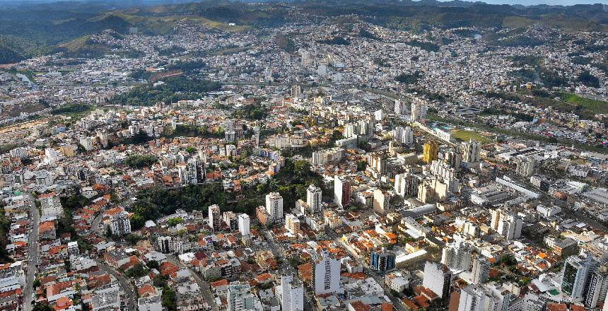 Portal de Notícias PJF | PIB de Juiz de Fora ultrapassa R$ 23 bilhões em 2023; cidade sobe uma posição na participação do PIB do país | SEDIC - 23/12/2025