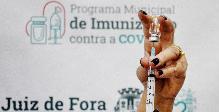 JF ultrapassa 16% de imunizados e continua acima das médias nacional e estadual 
