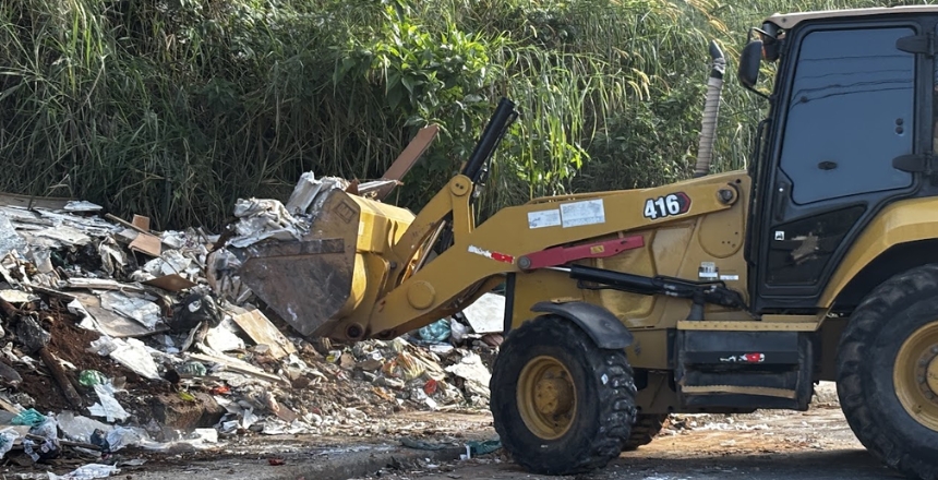 Portal de Notícias PJF | Demlurb remove mais de quatro caminhões de resíduos em força-tarefa contra descarte irregular no Teixeiras | DEMLURB - 14/7/2026