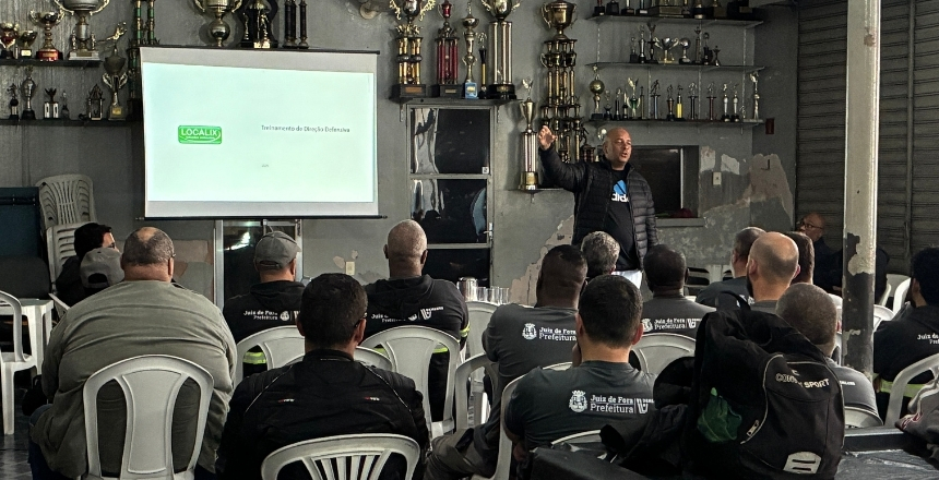 Portal de Notícias PJF | Demlurb promove treinamento em direção defensiva para mais de 70 motoristas da coleta de resíduos | DEMLURB - 2/9/2026
