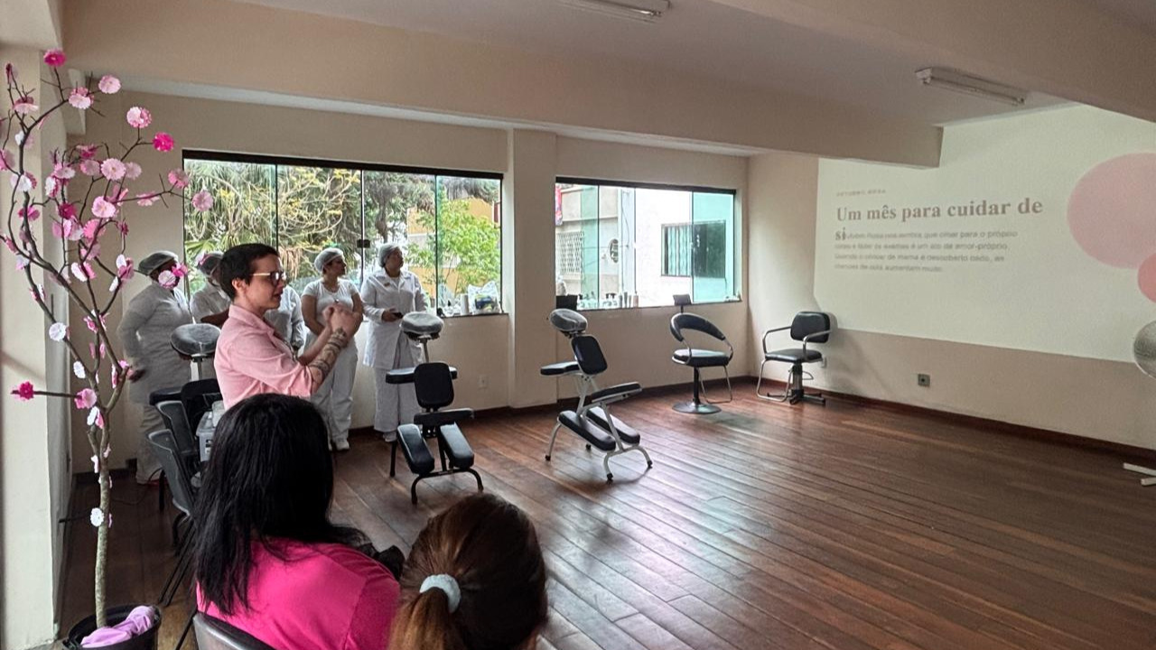 Portal de Notícias PJF | Outubro Rosa: Casa da Mulher promove atividades de autocuidado para atendidas | MULHERES - 20/10/2026