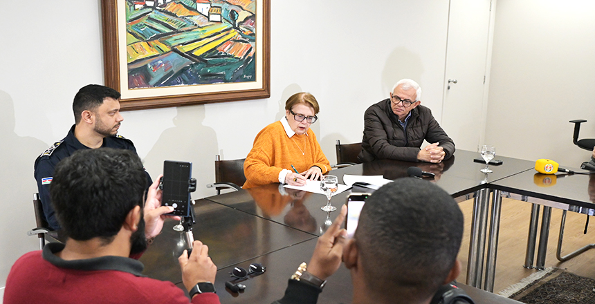 Portal de Notícias PJF | Ampliação de espaços públicos, mudança no comportamento de criminosos e segurança da tropa: Guarda Municipal inicia processo para uso de armas de fogo | PREFEITA - 31/7/2025