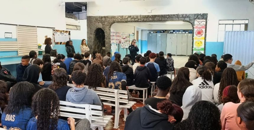 Portal de Notícias PJF | Guardas no Apoio e Prevenção nas Escolas reforça prevenção ao bullying | SESUC - 24/8/2026