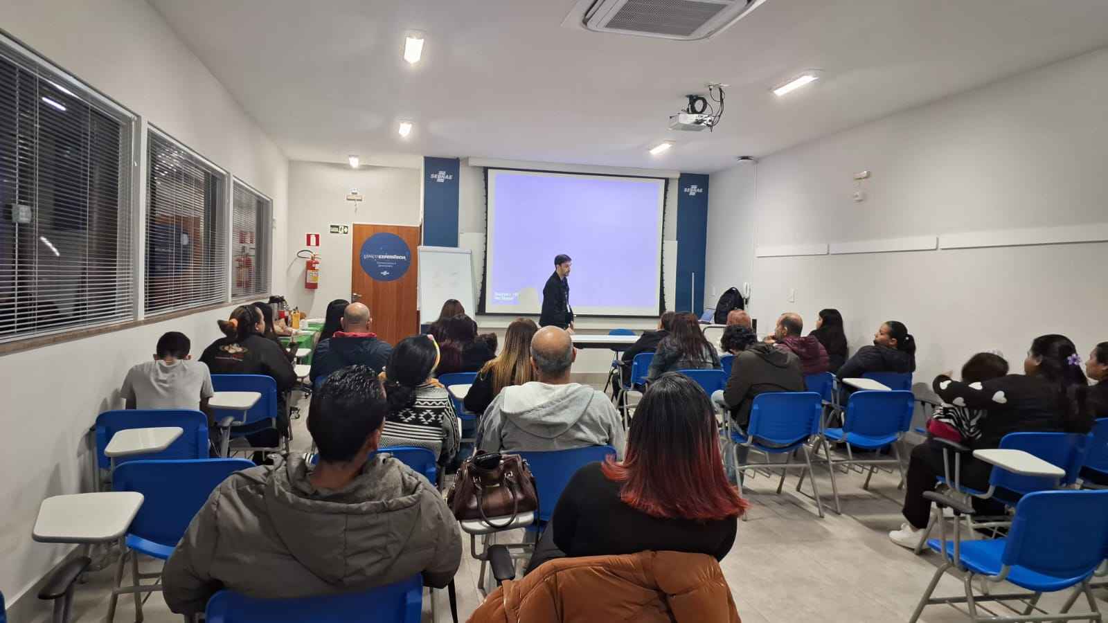 Portal de Notícias PJF | Capacitação em empreendedorismo fortalece autonomia econômica de migrantes em Juiz de Fora | SEDH - 14/7/2026