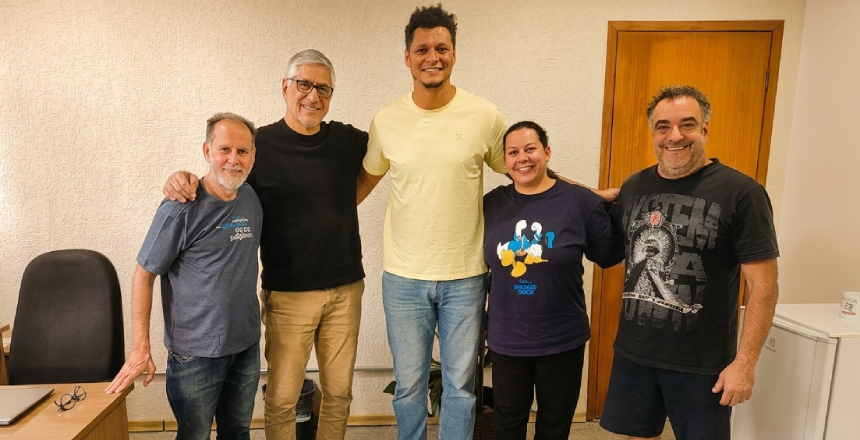 Portal de Notícias PJF | Referência do handebol mundial, Thiagus Petrus visita a SEL e projeta ações para a modalidade | SEL - 22/7/2026