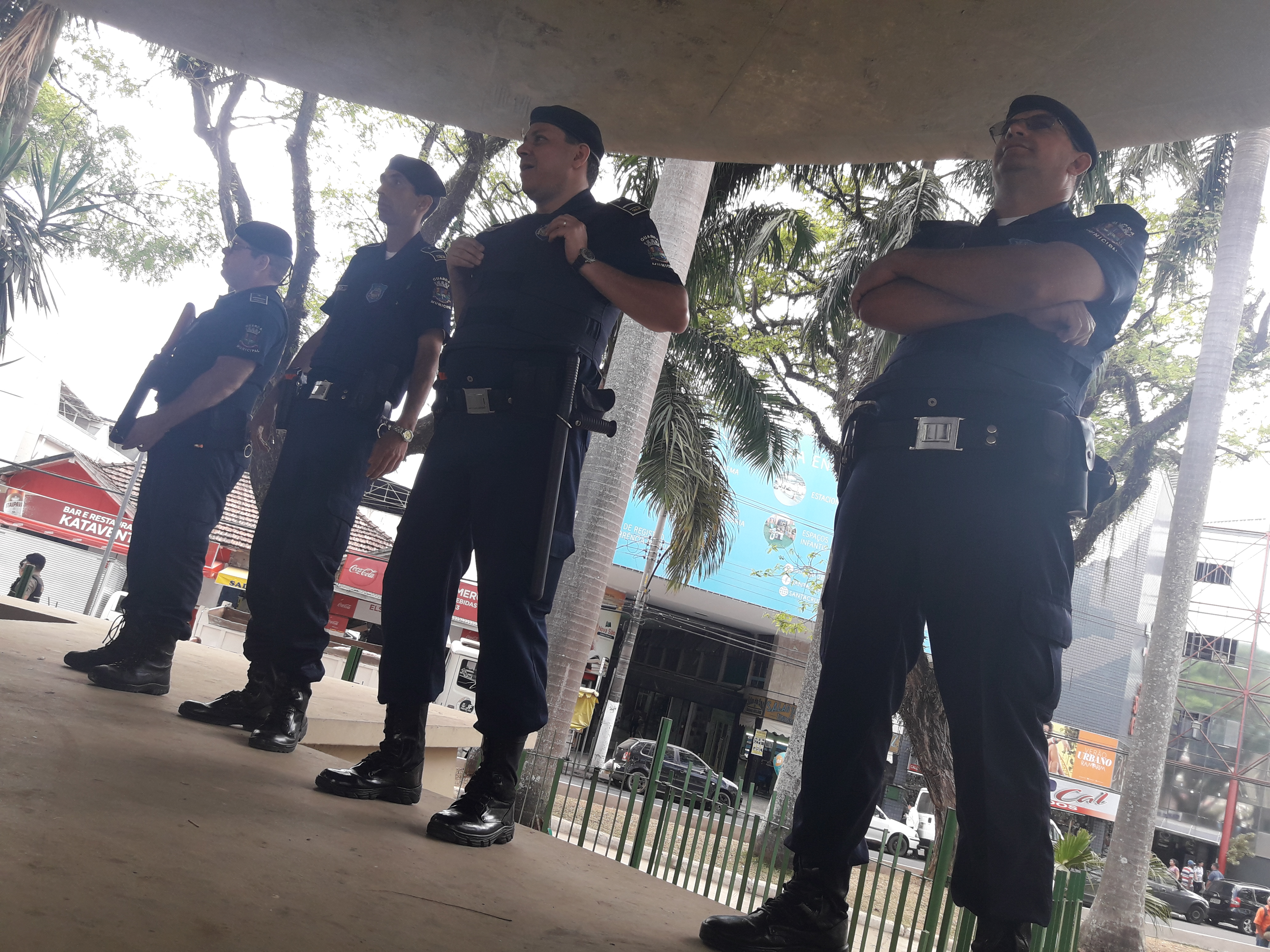 Portal de Notcias PJF | Guarda Municipal refora segurana durante desfile da Banda Daki | SESUC - 9/2/2018