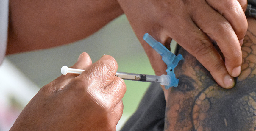 Imunização de adultos contra o coronavírus é mantida nesta quinta-feira, 3