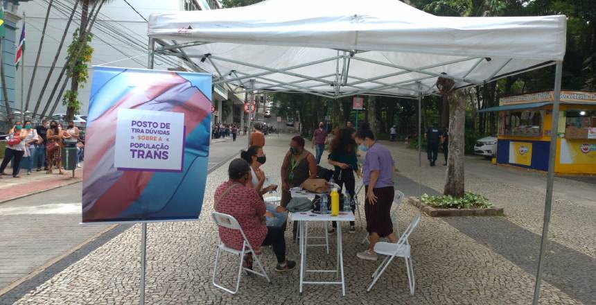 Portal de Not�cias PJF | Estande no Parque Halfeld oferece servi�os para travestis, pessoas trans e n�o-bin�rias | SEDH - 1/2/2022
