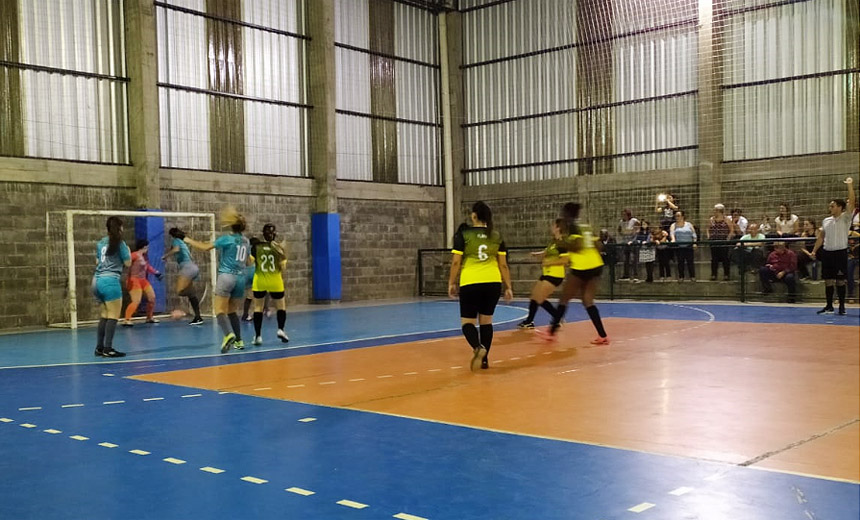 Portal de Notcias PJF | Campeonato Interno da PJF - Futsal tem nova rodada de goleadas  | SEL - 4/9/2019