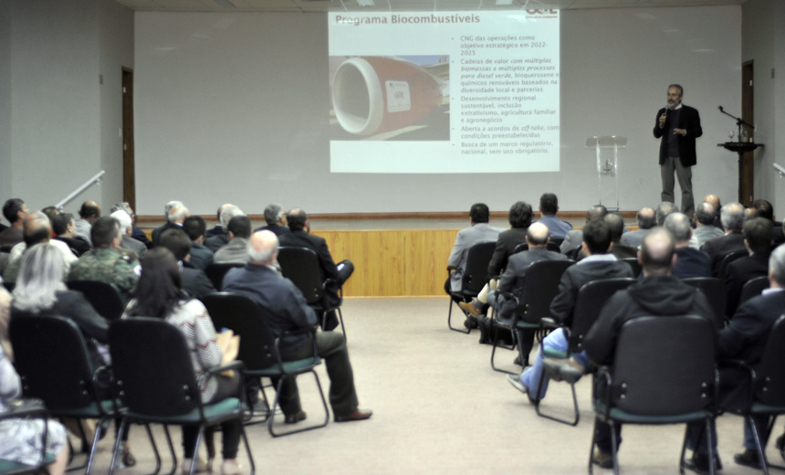 Portal de Not�cias PJF | Lan�ada a �Plataforma de Bioquerosene e Renov�veis da Zona da Mata� | SEDETTUR - 5/6/2018