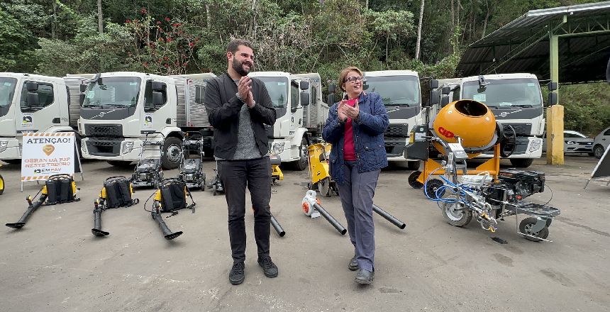 Portal de Not�cias PJF | Prefeita participa da entrega de novos equipamentos da Empav para melhorar os atendimentos na cidade | EMPAV - 5/7/2023