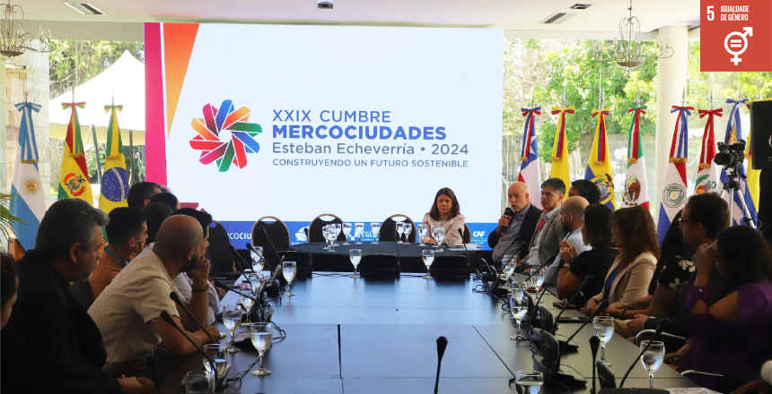 Portal de Not�cias PJF | Pol�tica de g�nero de JF � reconhecida internacionalmente durante C�pula de Mercocidades na Argentina | PREFEITURA - 6/12/2024
