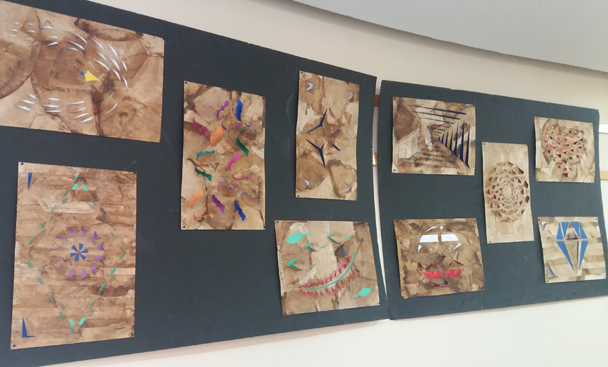 Portal de Not�cias PJF | �Galeria Escola�: E.M. �Olinda de Paula Magalh�es� exp�e trabalhos de reciclagem art�stica | SE - 9/5/2017