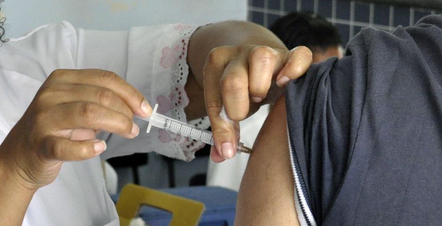 Juiz de Fora atinge a marca de 80 mil pessoas vacinadas com as duas doses