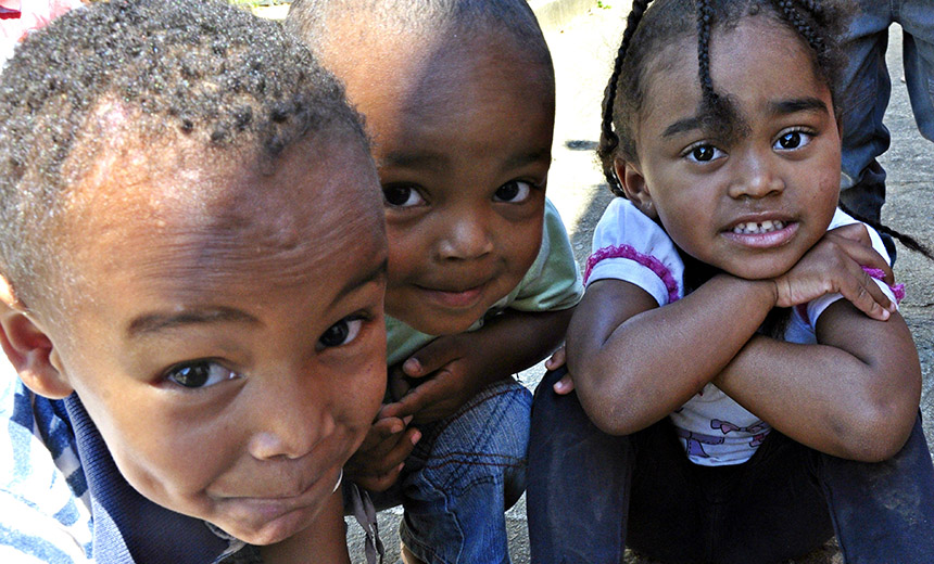 Portal de Not�cias PJF | Debates, fotografia, desfile, m�sica e dan�a na programa��o da Semana da Consci�ncia Negra | FUNALFA - 10/11/2016