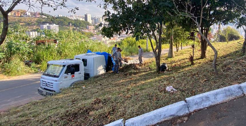 Portal de Not�cias PJF | Zeladoria do Programa Boniteza atende 27 logradouros em 23 bairros da cidade nesta semana | EMPAV - 13/5/2022