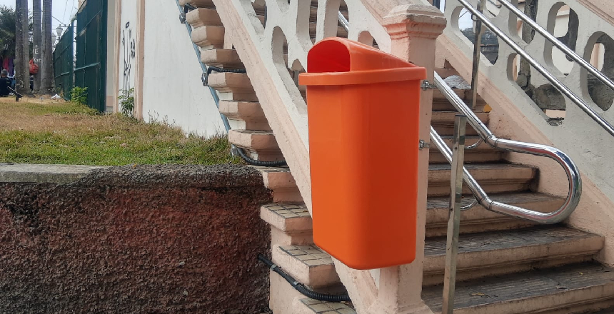 Portal de Not�cias PJF | Prefeitura de Juiz de Fora inicia instala��o de 500 novas lixeiras na cidade | DEMLURB - 13/9/2022