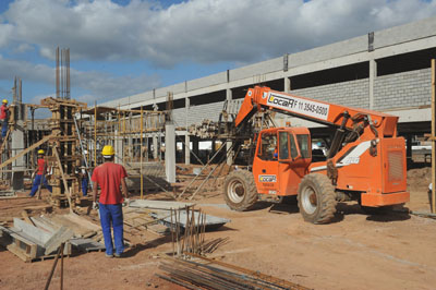 Portal de Not�cias PJF | Nova Juiz de Fora - Avan�am obras do Hospital Regional de Urg�ncia e Emerg�ncia | SO - 20/6/2011