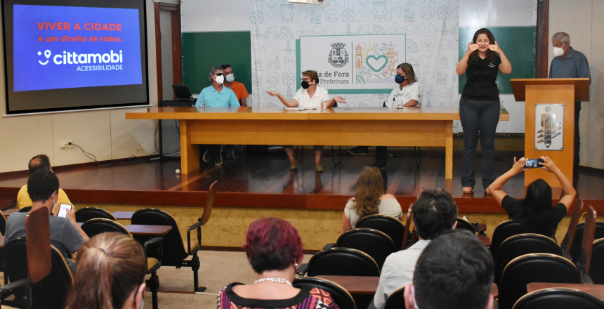 Portal de Not�cias PJF | Prefeita lan�a aplicativo Cittamobi Acessibilidade para pessoas com defici�ncia | PREFEITURA - 16/2/2022