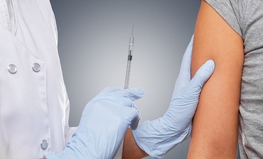 Portal de Notcias PJF | Populao deve ficar atenta s indicaes e contraindicaes da vacina contra febre amarela | SS - 19/1/2018