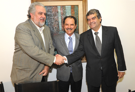 Portal de Not�cias PJF | Prefeitura anuncia novo patrocinador para o Tupi  | PREFEITO - 28/6/2011