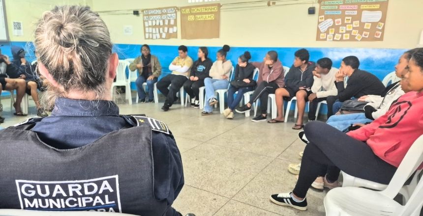 Portal de Not�cias PJF | Projeto Guardas no Apoio e Preven��o nas Escolas promove conversa com alunos | SESUC - 31/8/2026