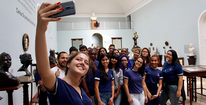 Portal de Notcias PJF | Museu Mariano Procpio participa de campanha que promove prtica de selfies | MUSEU MARIANO PROCPIO - 20/1/2020
