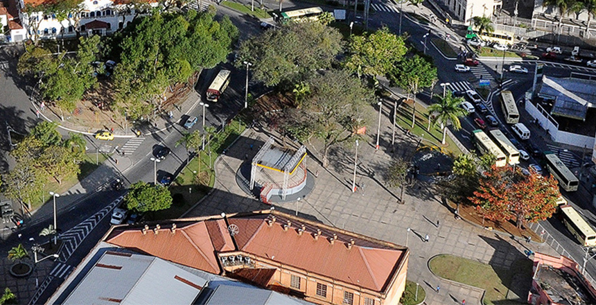 Portal de Not�cias PJF | Obras de requalifica��o da Pra�a Ant�nio Carlos come�am nesta segunda, 20 | SEPUR - 17/6/2022