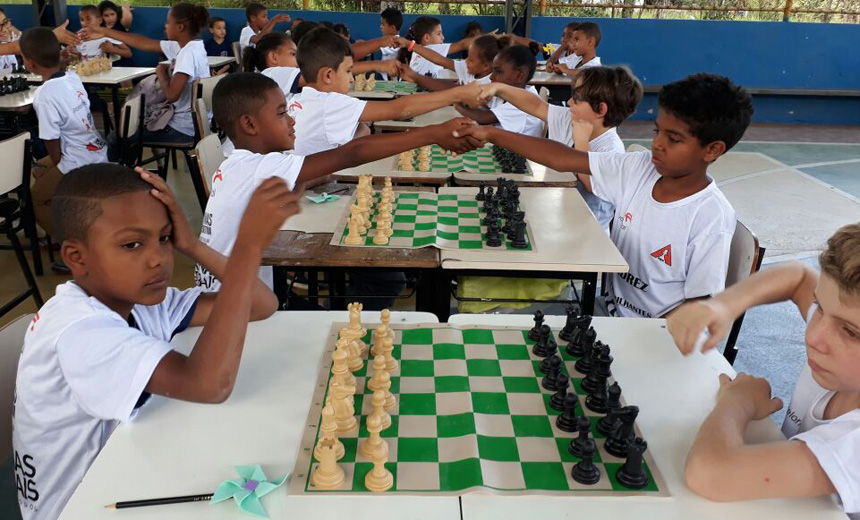 Estudantes da rede pública participam de 'Clube de Xadrez' nas escolas, em  Fortaleza, Educação