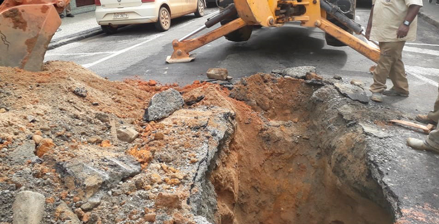 Portal de Notcias PJF | Secretaria de Obras corrige eroso na Rua Esprito Santo | SO - 20/11/2020