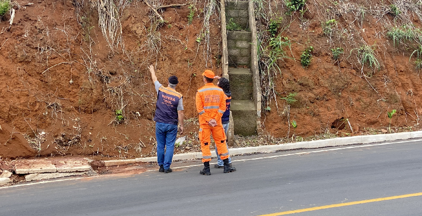 Portal de Not�cias PJF | Prefeitura de Juiz de Fora promove a campanha �Queimada Mata� | DEFESA CIVIL - 16/5/2025
