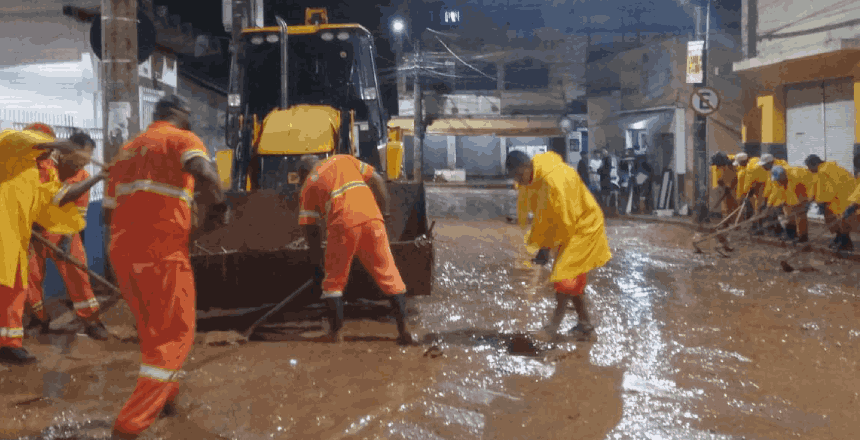 Portal de Not�cias PJF | Chuva intensa provoca alagamentos e mobiliza for�as da Prefeitura em Juiz de Fora | DEFESA CIVIL - 15/12/2025