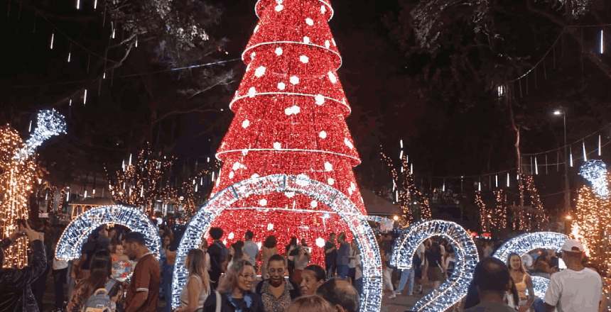 Portal de Noticias PJF | Programa��o de Natal segue com cantatas, teatro, shows e Rua de Brincar - SETUR | 16/12/2025