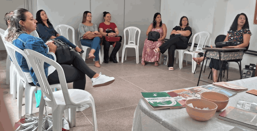 Portal de Not�cias PJF | Reuni�o de rede fortalece articula��o intersetorial no territ�rio do Cras Nordeste Grama | SAS - 11/2/2026