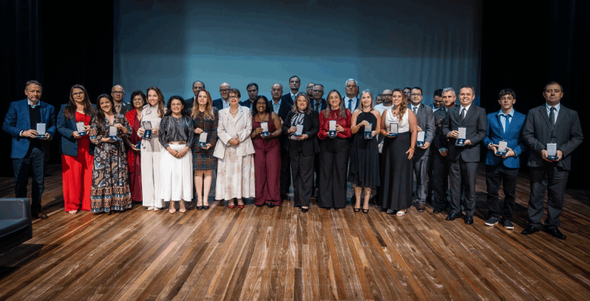 Portal de Not�cias PJF | M�rito Henrique Halfeld: maior honraria do Munic�pio homenageia protagonistas da reconstru��o de Juiz de Fora ap�s calamidade das chuvas | PREFEITA - 1/6/2026