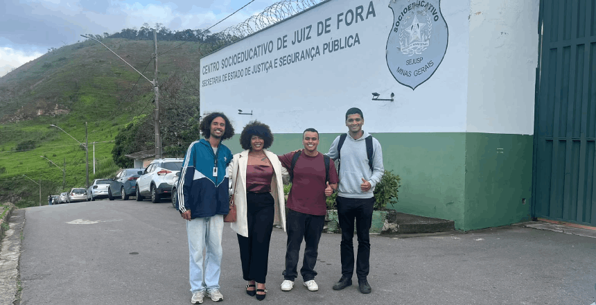 Portal de Not&iacute;cias PJF | Fala A� Juventude promove di�logo sobre acesso � universidade p�blica e papel da educa��o - SEDH | 28/9/2026