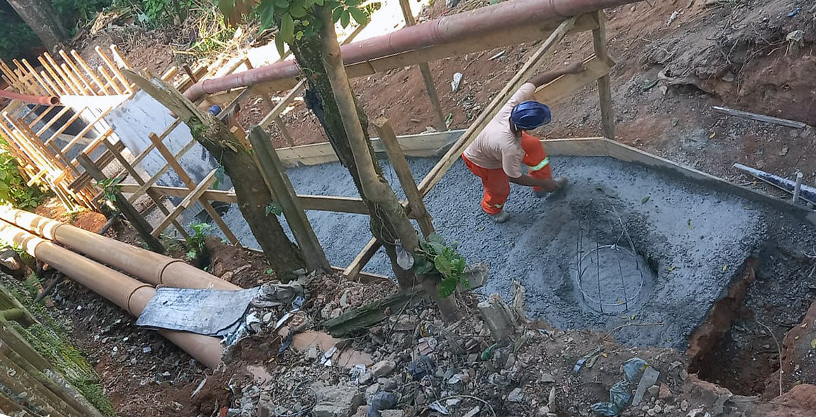 Portal de Notcias PJF | Secretaria de Obras comea construo de escada hidrulica no Parque Serra Verde | SO - 25/3/2022