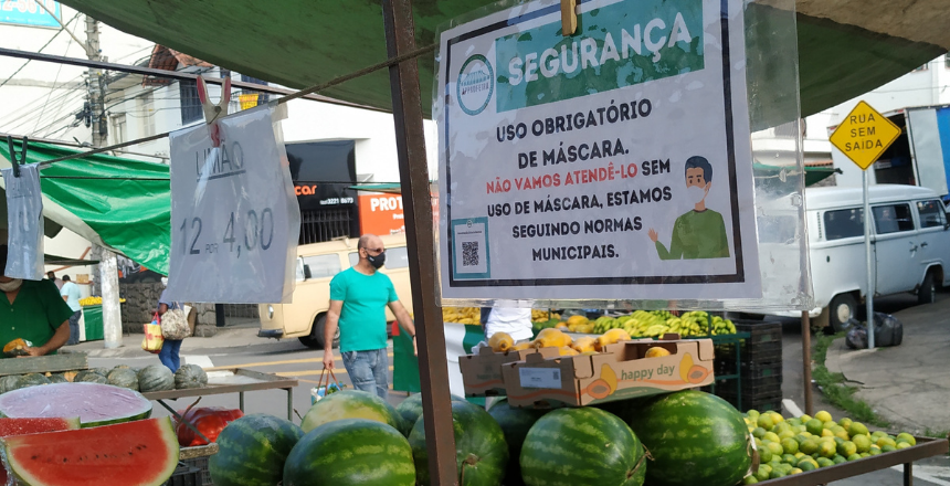 Portal de Not�cias PJF | Feira livre de domingo, na Avenida Brasil, retoma funcionamento com 50% das barracas | SEAPA - 26/5/2021