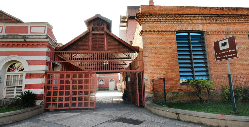 Portal de Not�cias PJF | Biblioteca Municipal Murilo Mendes abre espa�o para lan�amento de livros | FUNALFA - 27/7/2022