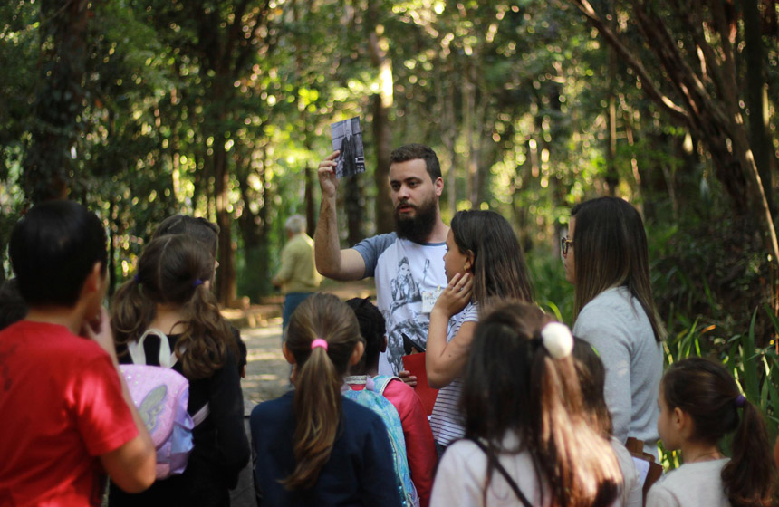 Portal de Not�cias PJF | "Clubinho de Colecionadores" anima F�rias no Museu | MUSEU MARIANO PROC�PIO - 28/7/2017