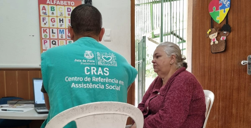 Portal de Not�cias PJF | Cras M�vel promove servi�os socioassistenciais em diferentes bairros de Juiz de Fora | SAS - 10/4/2026